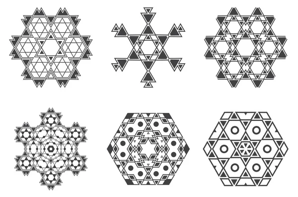 Ethnische fraktale Mandala-Symbole — Stockvektor