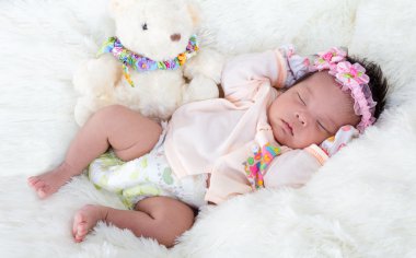 bebek beyaz yün uyku