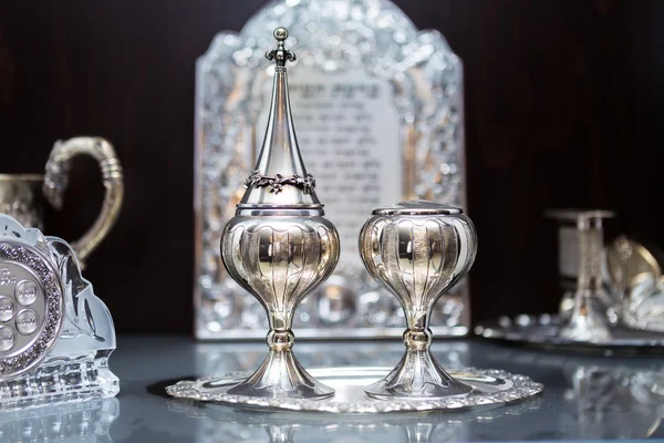 Araçlar gümüş. Aksesuar Havdalah