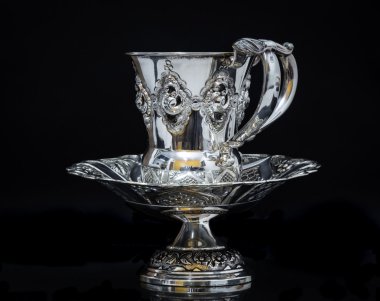 Araçlar, el yıkama saf gümüş. netilat yadaim İbranice