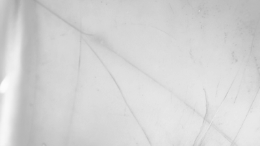 Tozlu çizikler taranmış eski film dokusu. Hasarlı tahıl. Üst üste efekt arkaplanı