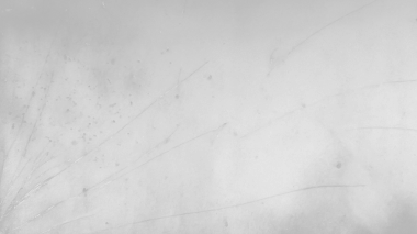 Tozlu çizikler taranmış eski film dokusu. Hasarlı tahıl. Üst üste efekt arkaplanı