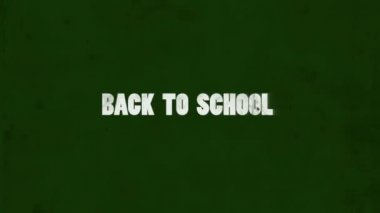 Animasyon kelimelerin geri okula yeşil bir kara tahta dışarı haşhaş