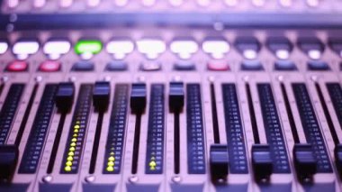 Dijital ses konsol Fader ve kızak ekran güzel kare