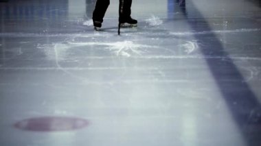 Buz patenciler iskambil hokey buz pateni bacaklar