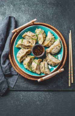 Soya soslu Gyoza hamur tatlısı.