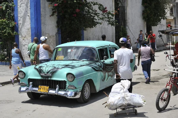 Viejos coches de Cuba . —  Fotos de Stock
