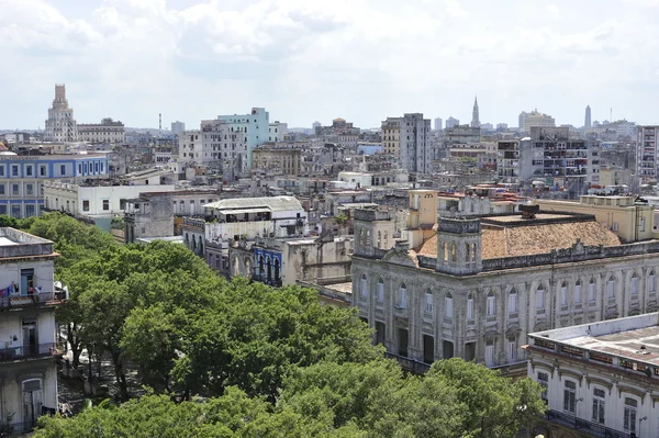 Παλιά Αβάνα αρχιτεκτονική στην Κούβα. — Φωτογραφία Αρχείου