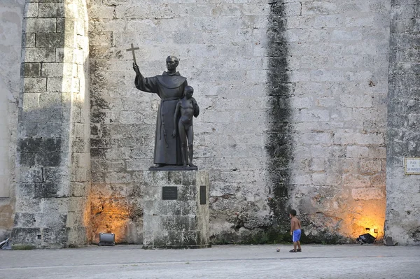 Estatuas de La Habana Vieja . Fotos de stock