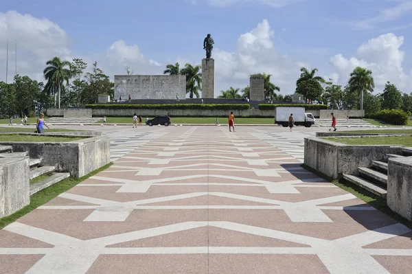 che Guevara'nın mezarına santa clara, cuba.