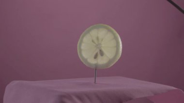 Renk tuşu için mor ekran üzerinde döngü ile limon döndürme