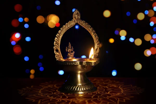 Kamatshi amman oil lamp — Stock Photo, Image