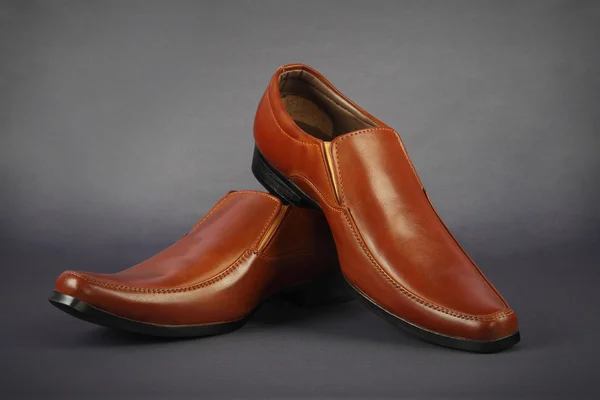 Erkek resmi kahverengi Ayakkabı — Stok fotoğraf