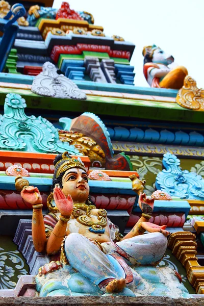 Standbeeld van de hindoe-god — Stockfoto
