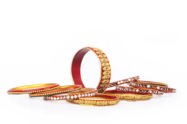 Традиційні індійські барвисті браслети — стокове фото