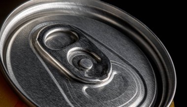 Ayrıntıları kapat veya bir kutu bira, alkol ve içki kavramının makrosu