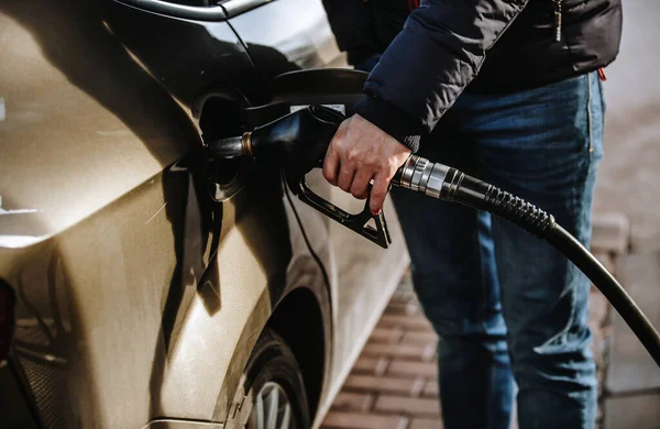 Man refueling a car in the gas station, refuel the car — Stock Photo, Image