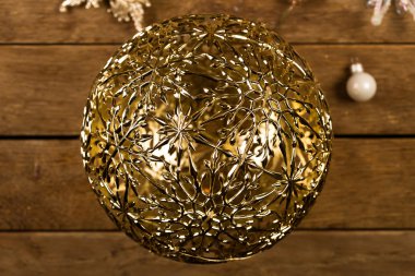 Altın christmas top