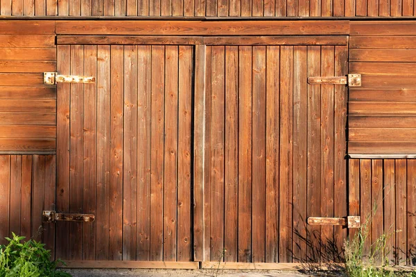 Ancienne Porte Bois Brun Dans Une Maison Rurale Des Charnières — Photo