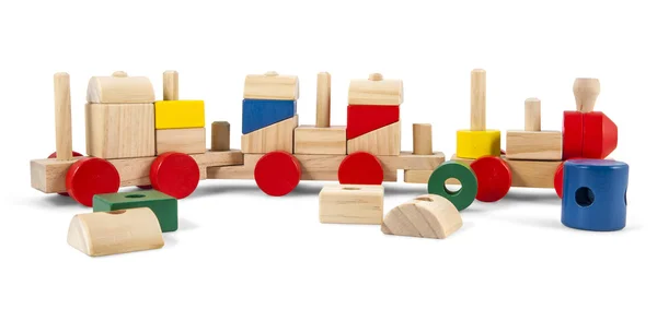 Drewniane zabawki pociąg z blokami kolorowy na białym tle nad bielą i ścieżki przycinającej — Zdjęcie stockowe