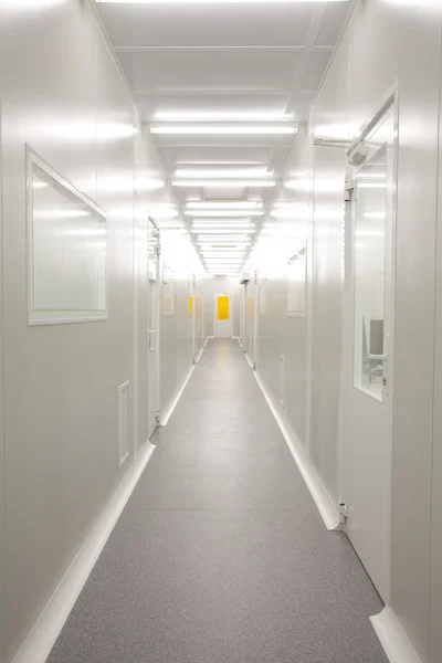 Cleanroom in nuclear research centre, hall — 图库照片