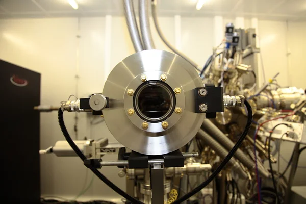 Nükleer Araştırma Merkezi, moleküler ışın epitaxy temiz oda