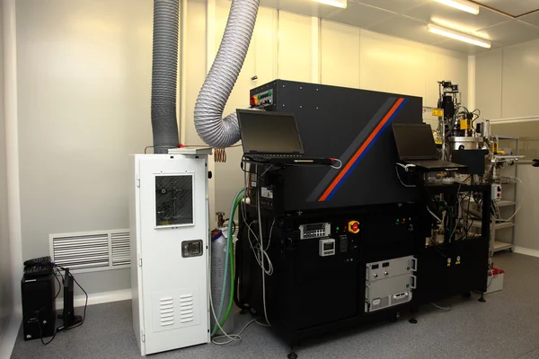 Nükleer Araştırma Merkezi, moleküler ışın epitaxy temiz oda