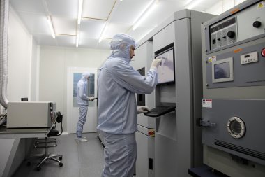 Nükleer Araştırma Merkezi, moleküler ışın epitaxy temiz oda