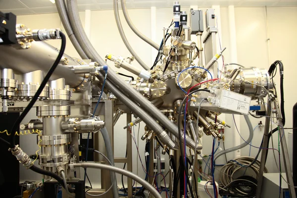 Reinraum im Kernforschungszentrum, Molekularstrahl-Epitaxie — Stockfoto