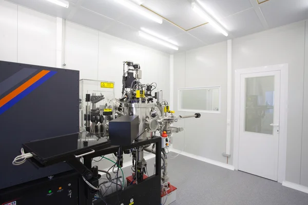 Nükleer Araştırma Merkezi, moleküler ışın epitaxy temiz oda