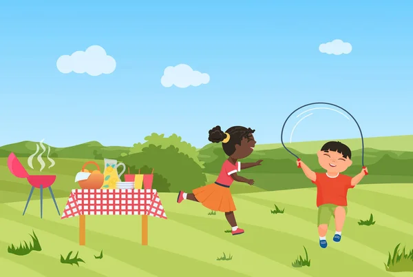 Szczęśliwe dzieci bawią się na pikniku z grillem razem, dziewczyna działa, chłopak skakanie liny — Wektor stockowy