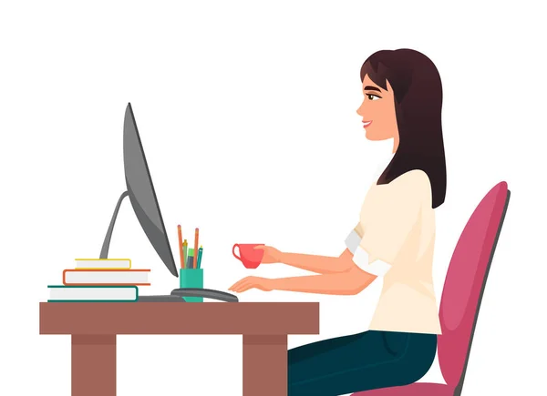 在办公室工作的咖啡休息时间，女商人喝咖啡，在电脑前工作 — 图库矢量图片