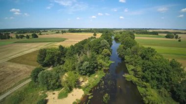 Widawka nehri, Polonya 'nın kuş bakışı görüntülerinden çekilmiştir..