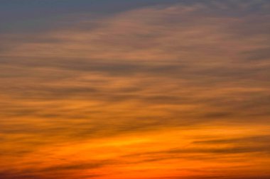 Daha fazla grafik çalışması için arkaplan olarak gün batımı.