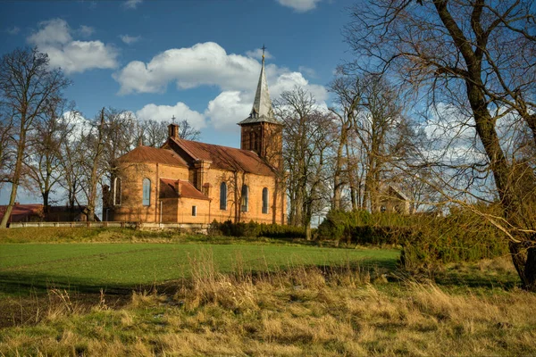 Église Catholique Dans Village Gorka Pabianicka Pologne — Photo