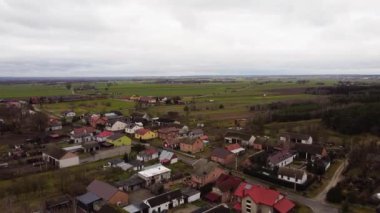 Orta Polonya 'da küçük bir köy..