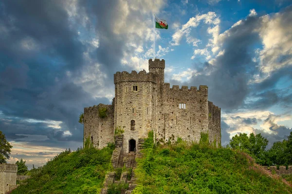 Cardiff Castle Ett Historiskt Komplex Hjärtat Den Walesiska Huvudstaden Och — Stockfoto
