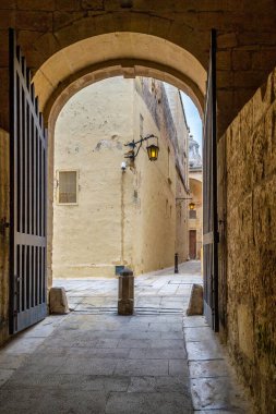 Sessiz Şehir olarak da bilinen Mdina, Malta 'nın ilk başkentidir..