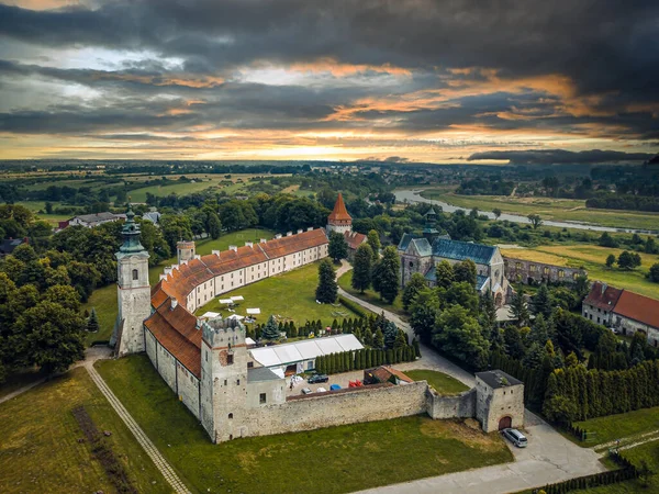 Μοναστηριακό Συγκρότημα Του Αβαείου Cistercian Στο Sulejow Της Πολωνίας — Φωτογραφία Αρχείου