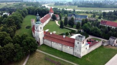 Polonya, Süleyman 'daki manastır kompleksi.. 