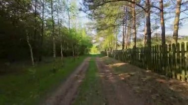 Alçaktan ve hızlı İHA uçuşu.