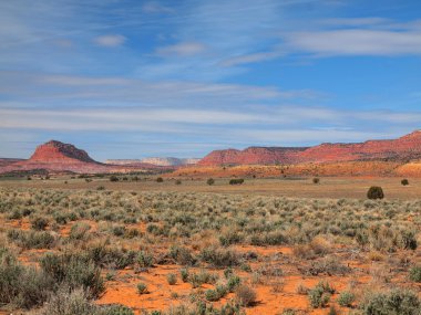 Grand merdiven, Ut Ut       