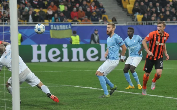 FC Sahtar Doneck Fc 4-0 Malmö a negyedik fordulóban az Uefa Bajnokok Ligája-November 3, 2015-re a Lviv aréna Lviv Átm. A Sahtar Gladkiy Srna, Eduardo és Teixeira szerezte. — Stock Fotó