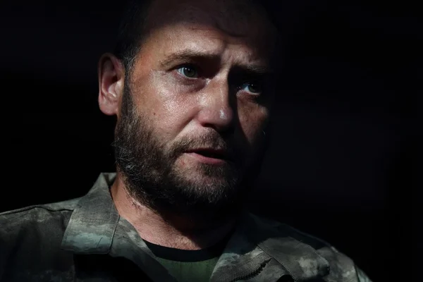 Werchownej zastępca Dmytro Yarosh zapowiada, że kroki w dół jako lider prawo sektora ruch Wyzwolenia Narodowego. — Zdjęcie stockowe