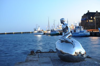 Küçük Merman heykeli