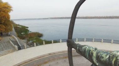 Kiev efsanevi kurucuları için anıt: Kiy, Schek, Khoryv ve Lybid, Kiev