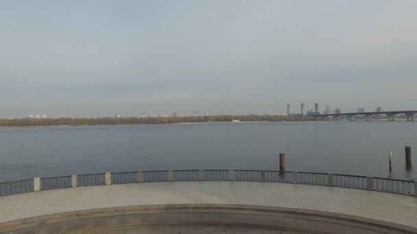 Monument aux fondateurs légendaires de Kiev : Kiy, Schek, Khoryv et Lybid, Kiev — Video