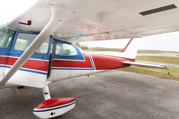 Teil der Maschine vom Typ Cessna 172 — Stockfoto