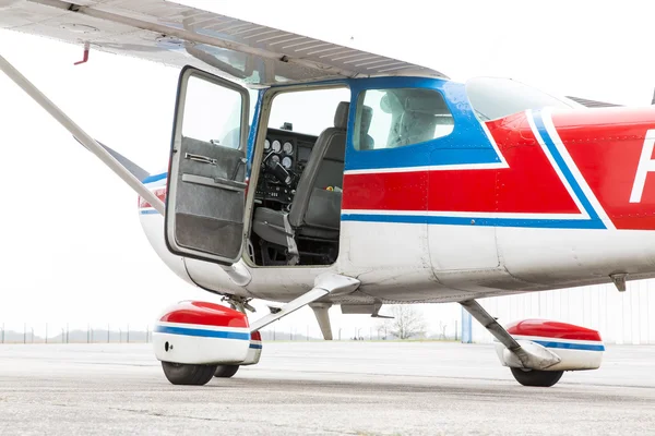 Teil der Maschine vom Typ Cessna 172 — Stockfoto