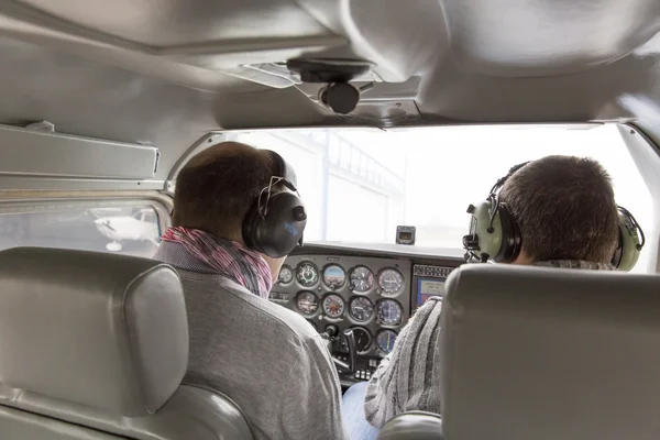 Flugstunde im Flugzeug — Stockfoto